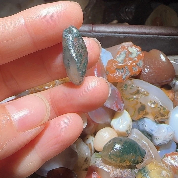 戈壁石用****元阿拉善奇石