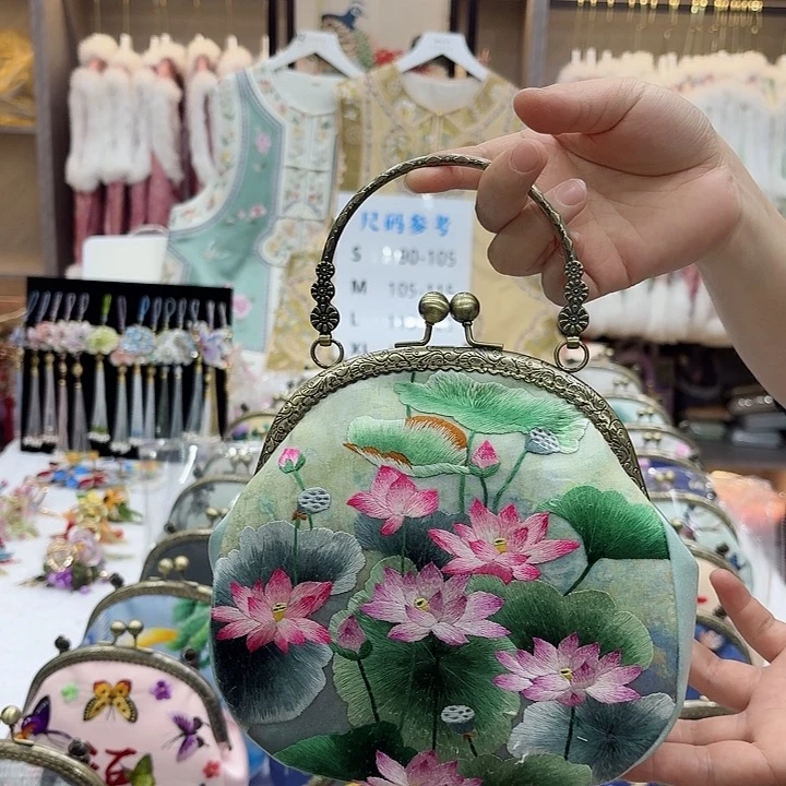 s***y非遗传承人的精神风貌