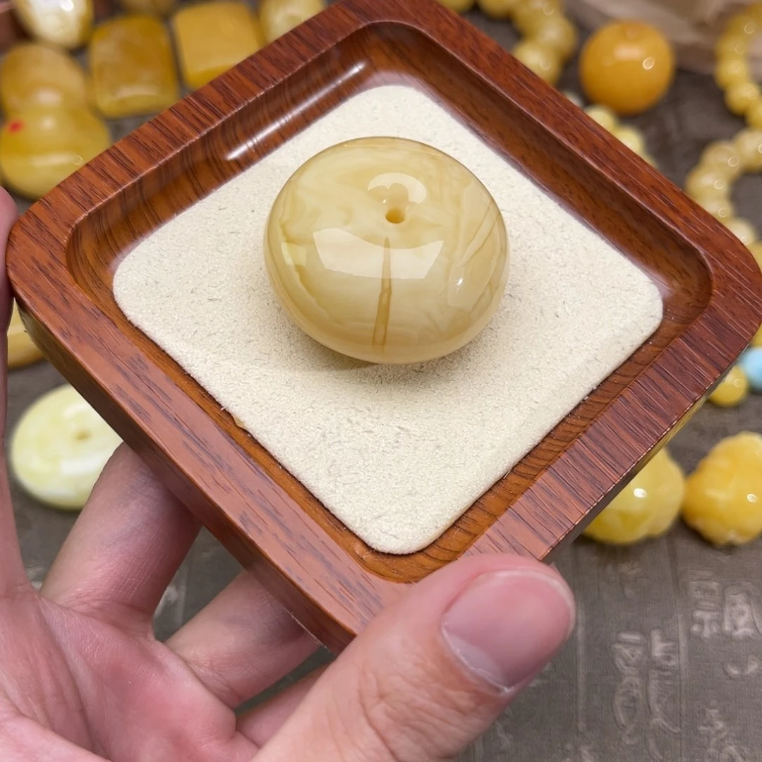 琥珀裸石未镶嵌开***z俄料一级国矿平安扣77