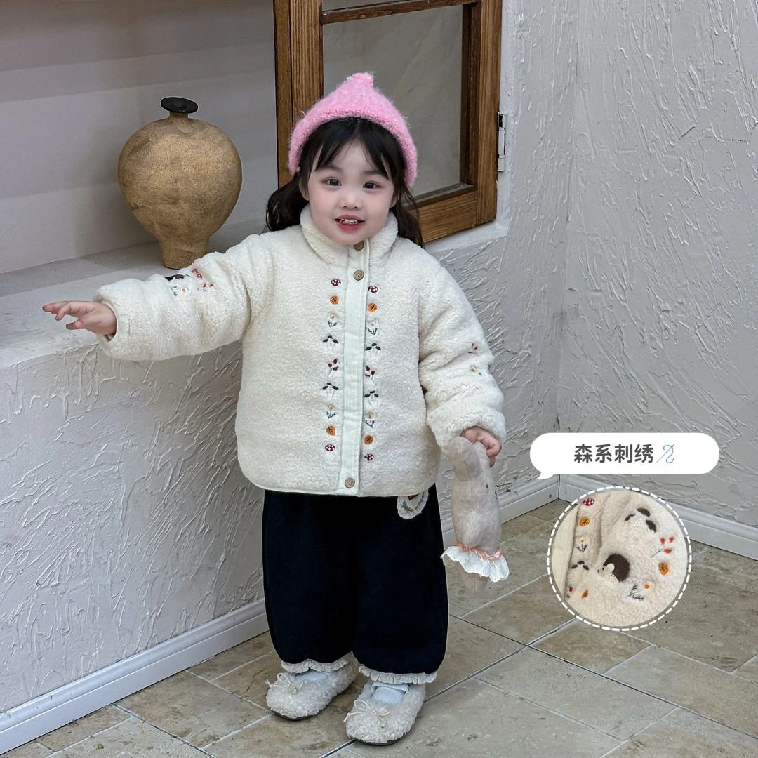 【鱼子酱0-5度】D25212WT立领绣花毛毛外套鱼子酱品牌儿童女童