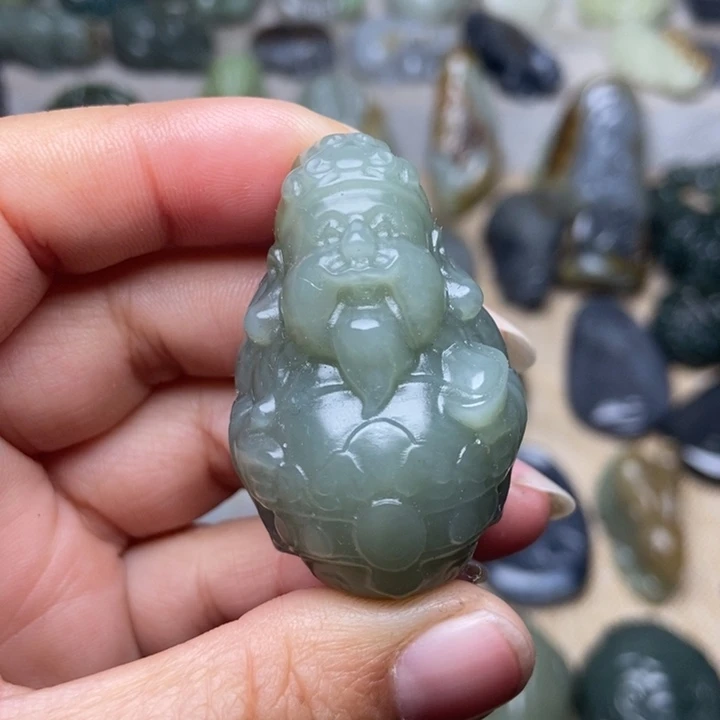 和田玉未镶嵌颈饰有棉
