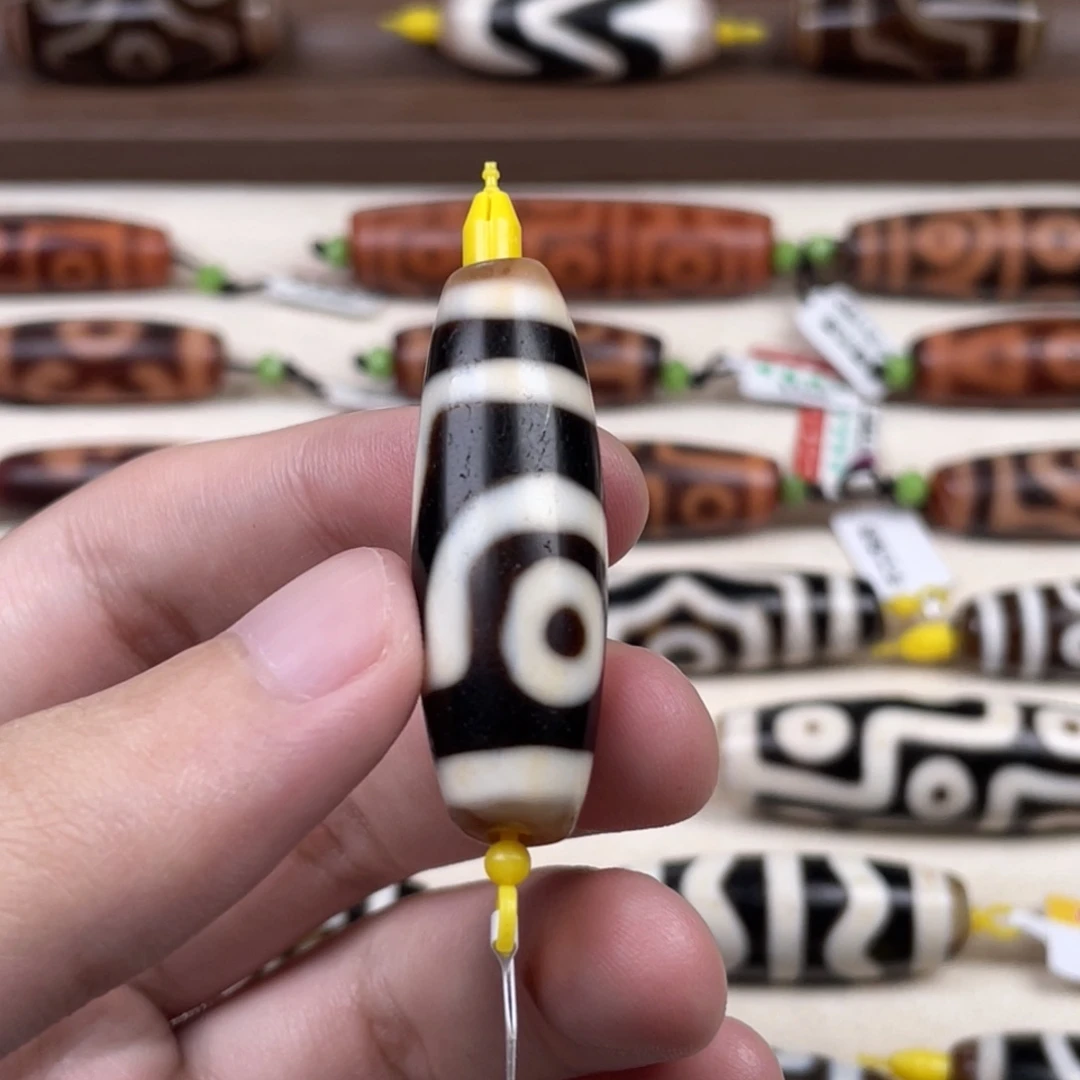 别***言非金属38 14 二眼图腾