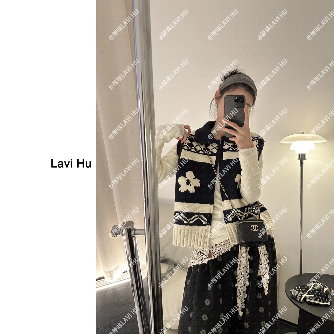 LAVI HU【街角的晚风】冬季女韩式翻领马甲2760