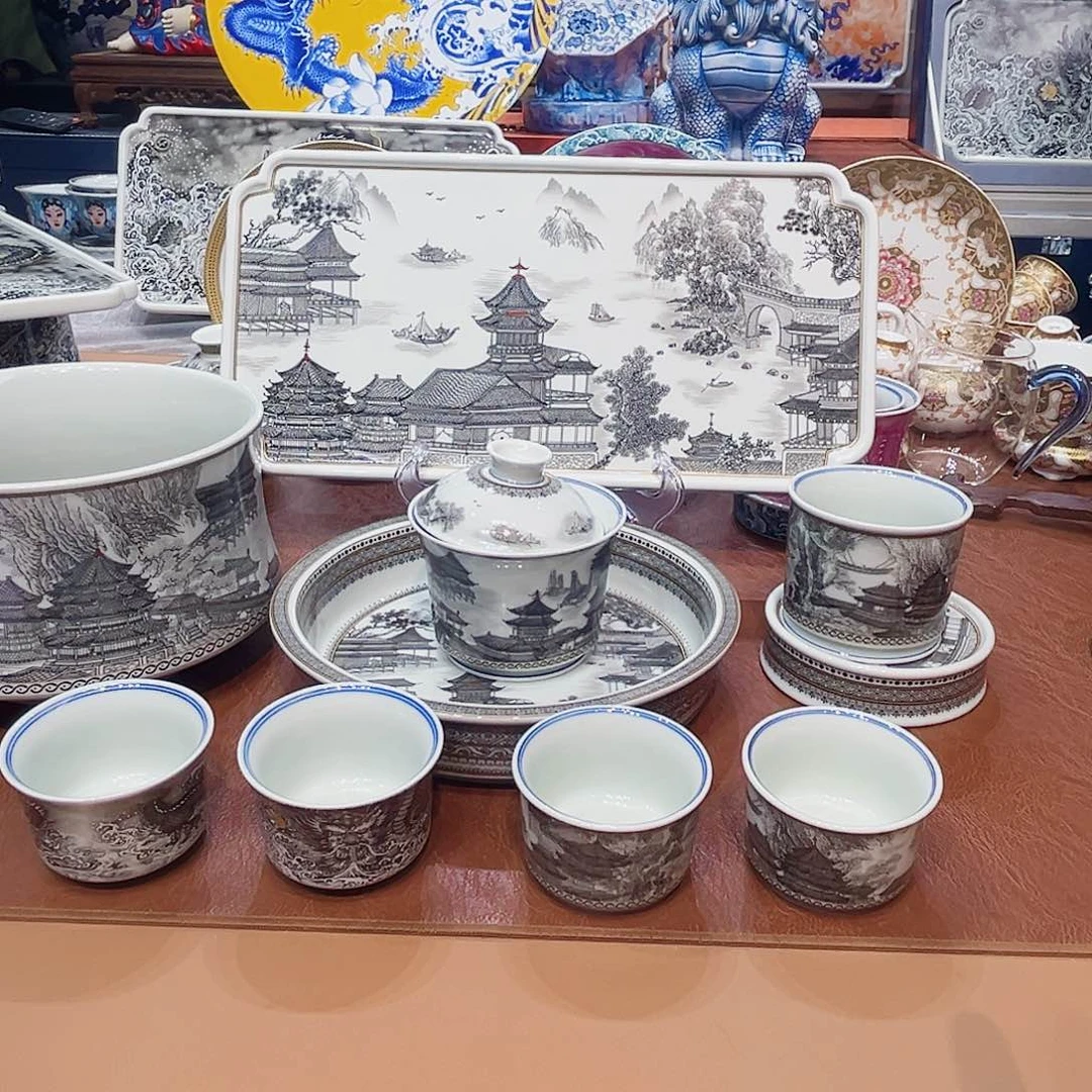 摆件景德镇陶瓷研究所从事生产经营