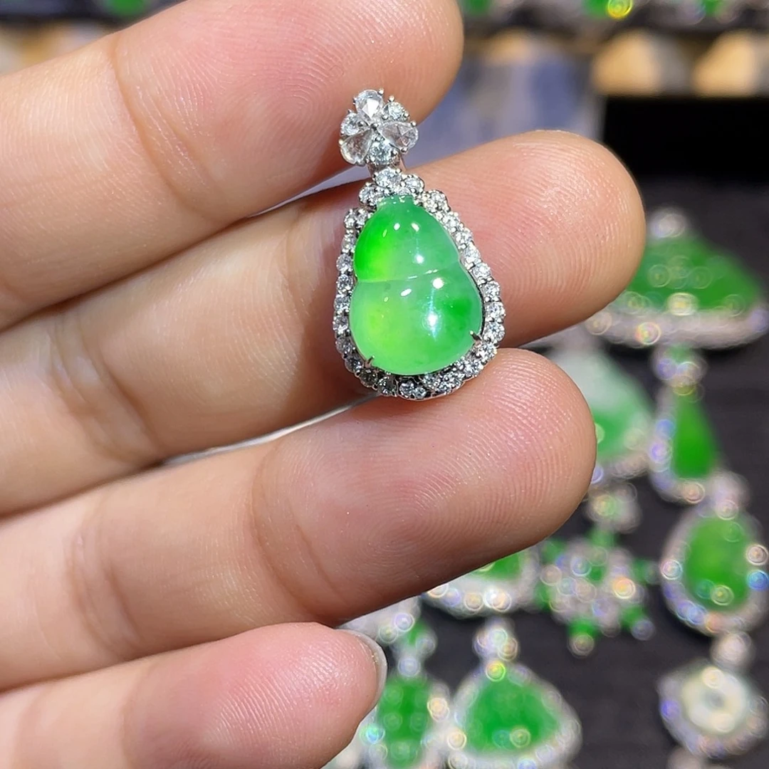 翡翠18K金镶嵌吊坠(不含链)