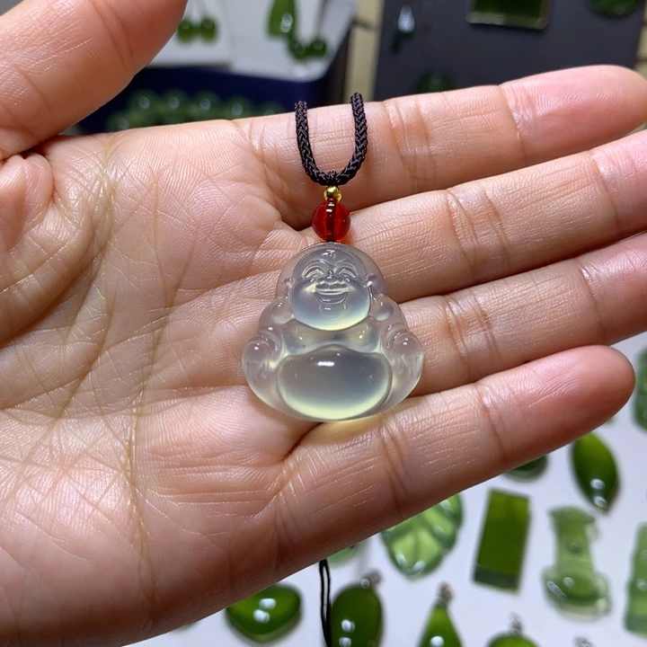 岫玉未镶嵌颈饰吊坠