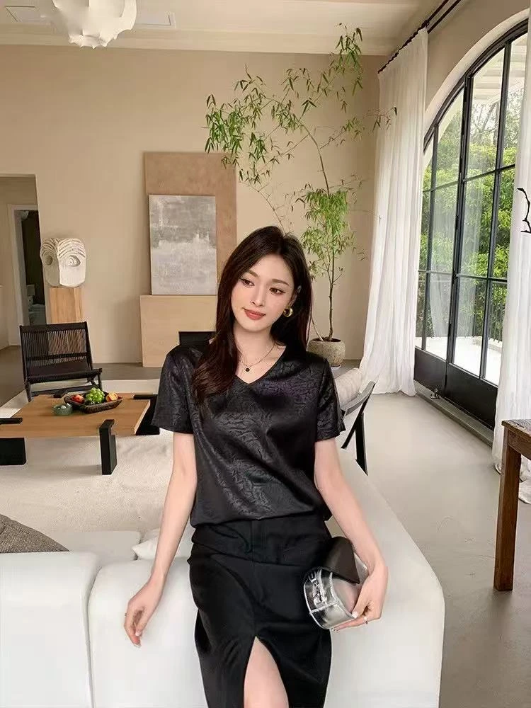 537#夏季新款高级感轻奢时尚百搭T恤上衣【直播间为准】A2-3