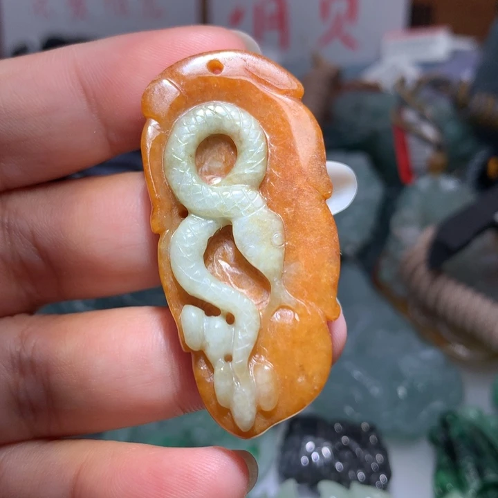 翡翠颈饰未镶嵌保真天然A货翡翠