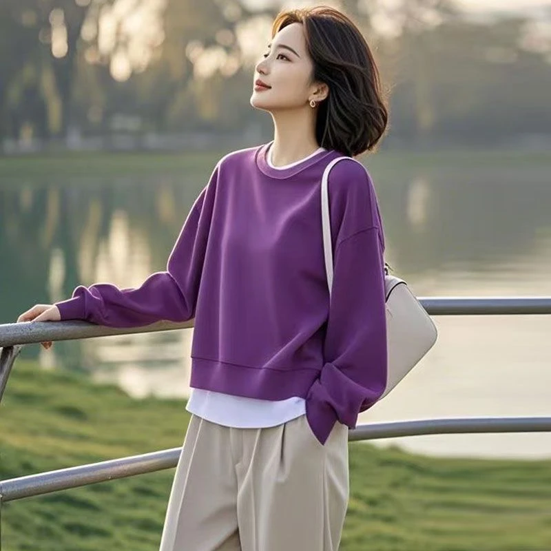 早秋季紫红色长袖女士圆领卫衣假两件新款时尚宽松显瘦套头上衣女