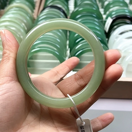 未镶嵌手镯东陵石哇**啦