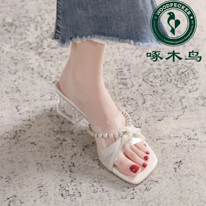 啄木鸟水晶粗跟凉鞋女2025夏季新款高跟仙女风配裙子一字拖鞋外穿