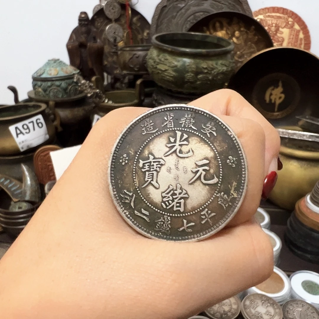 金属复古风格摆件