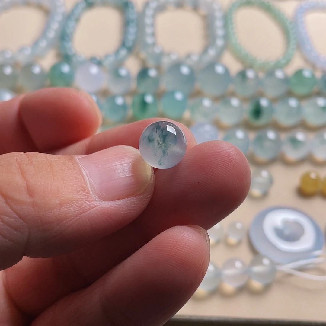 翡翠散珠天然缅甸翡翠A货，10.2mm
