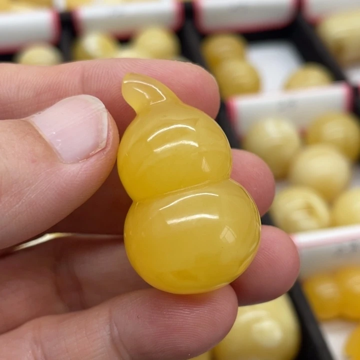 未镶嵌琥珀裸石蜜蜡