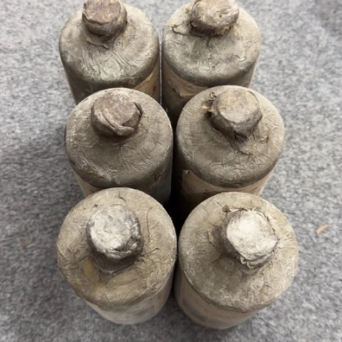盘子瓶子手工手绘