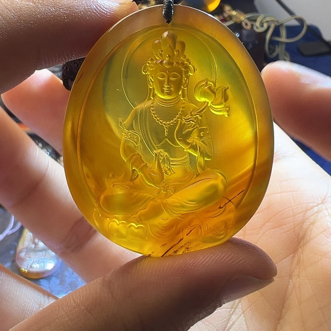 琥珀未镶嵌颈饰1菩萨