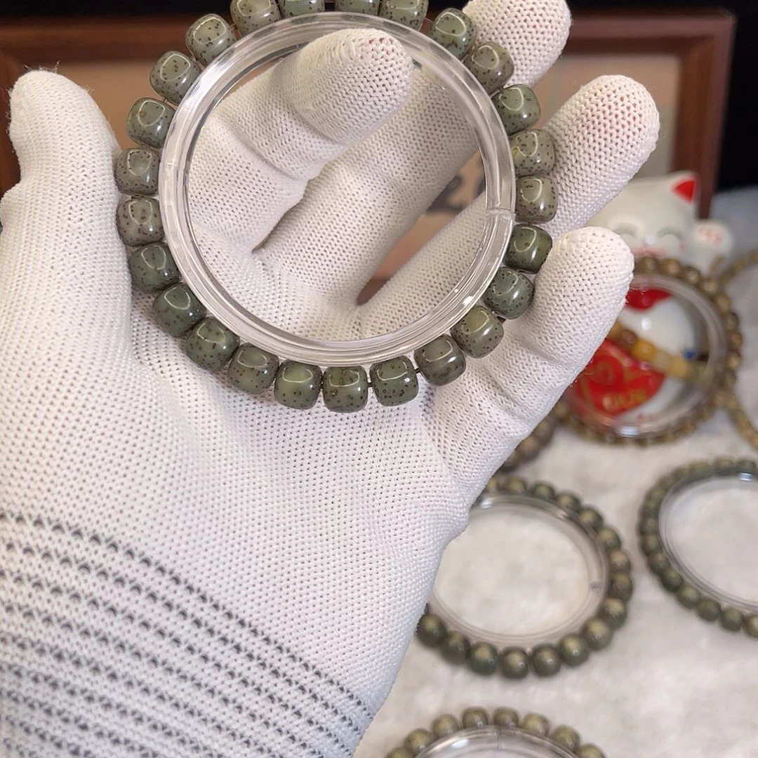 手串星月菩提851 号. 星月菩提.  一物一图.