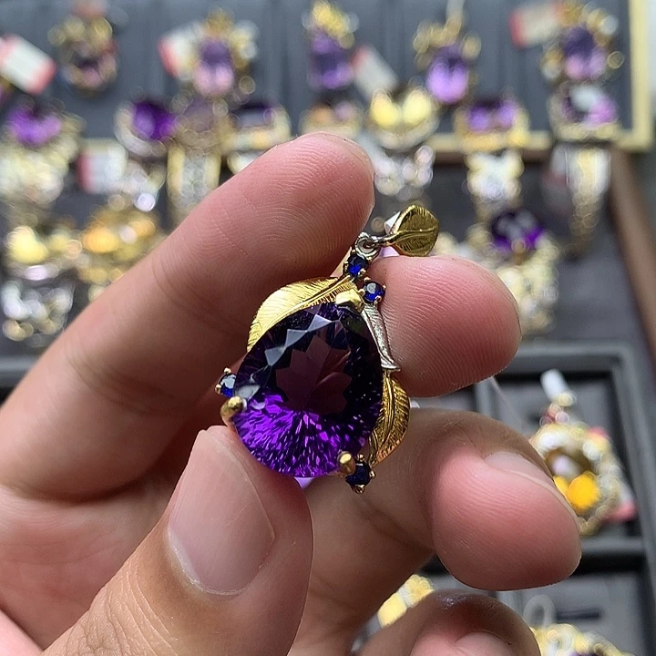 ****娜吊坠(不含链)银S925镀金镶嵌水晶