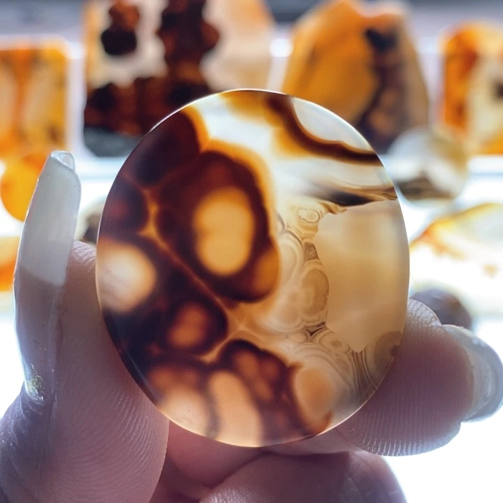 玛瑙/玉髓颈饰未镶嵌