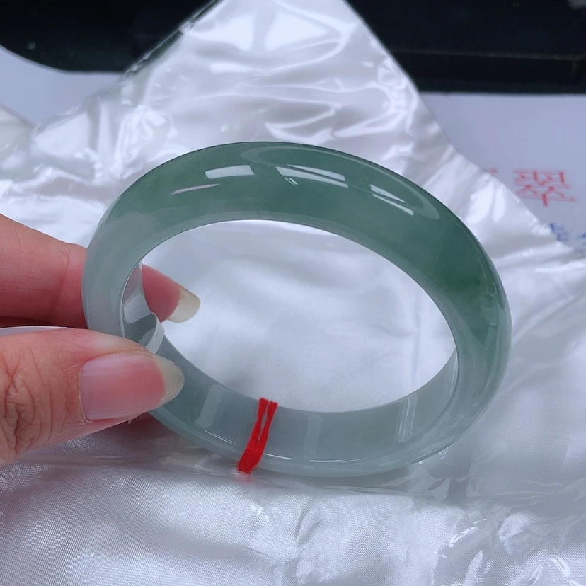 【闪购商品】翡翠手镯未镶嵌，55556
