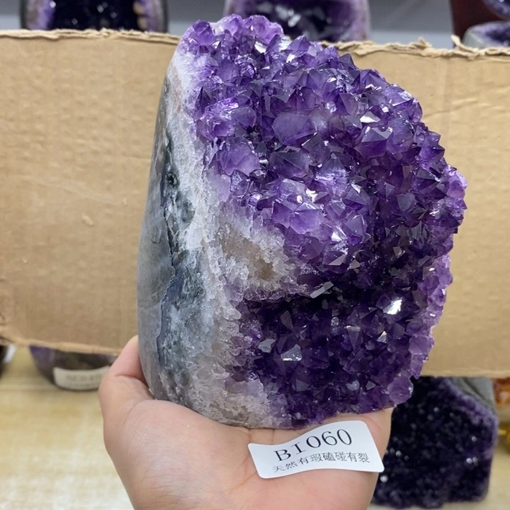 水晶未镶嵌大型摆件（非配饰）