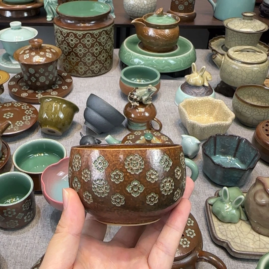 龙泉青瓷宝相花主人杯