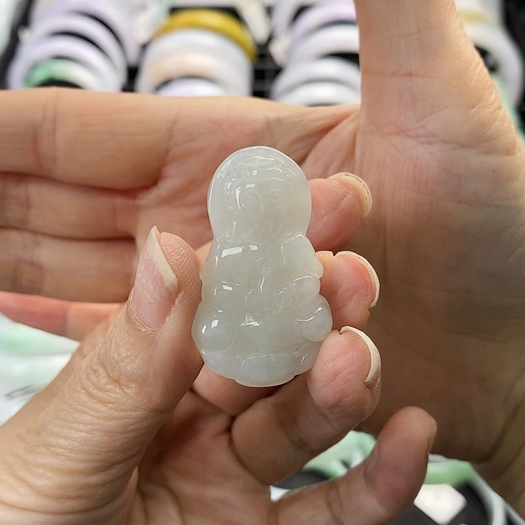 翡翠手链未镶嵌?***姐青