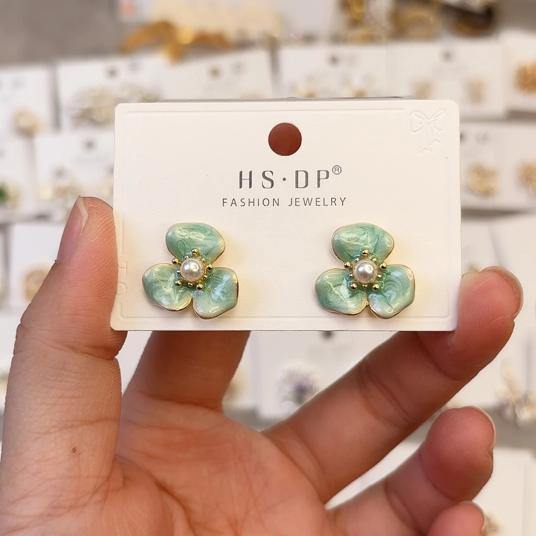 锆石纯铜合金耳钉