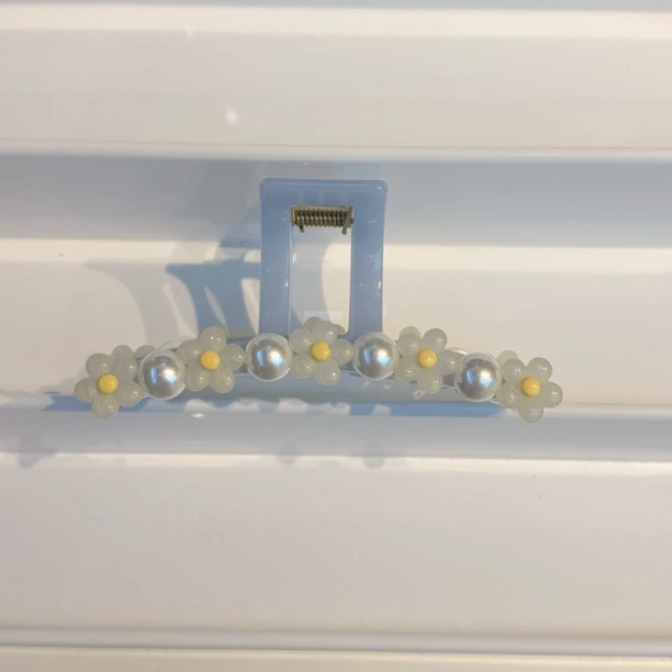 （凑满19飞）果冻小花珍珠抓夹