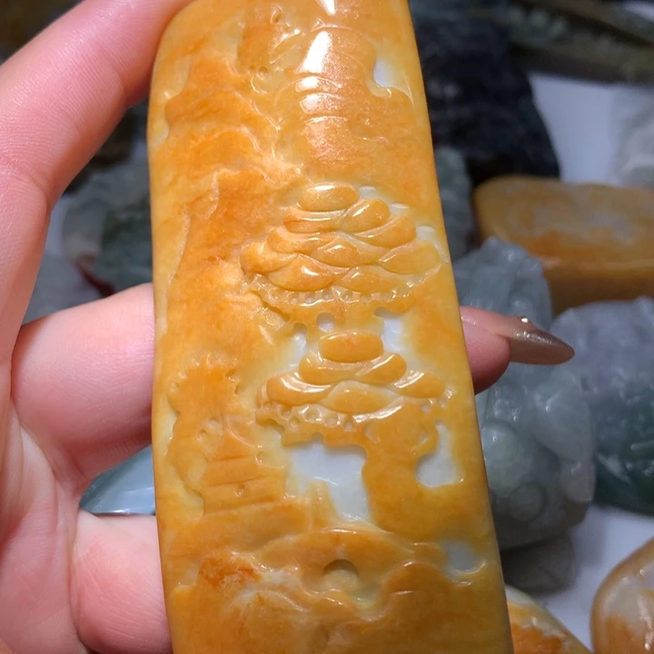 翡翠未镶嵌颈饰保真天然A货翡翠