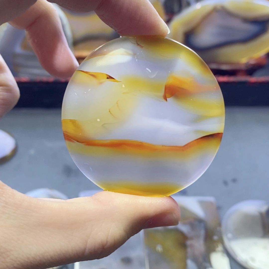 玛瑙/玉髓颈饰未镶嵌