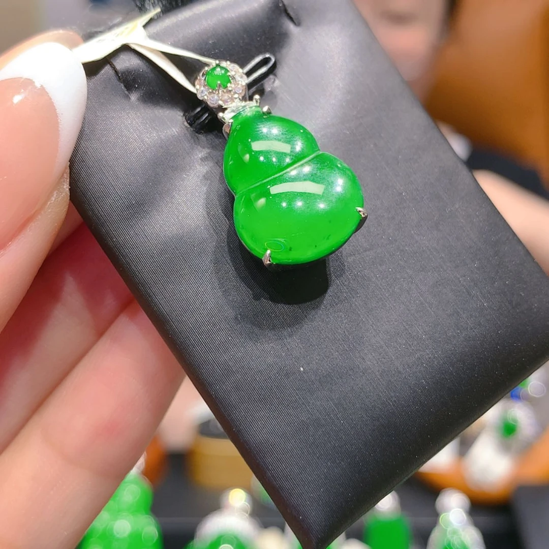 【闪购商品】翡翠未镶嵌颈饰3柒姐