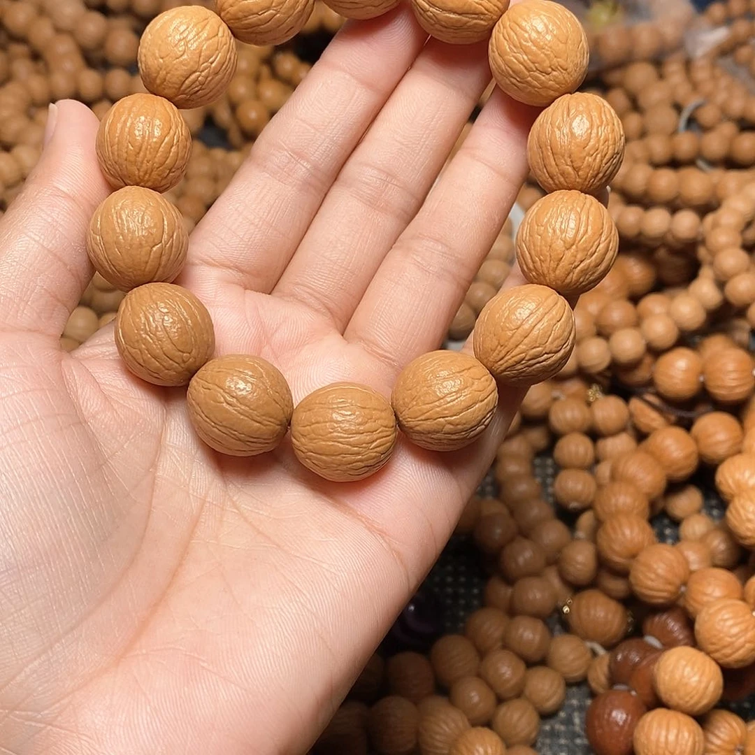 猴头核桃吊坠m**i光头强1.90尺寸