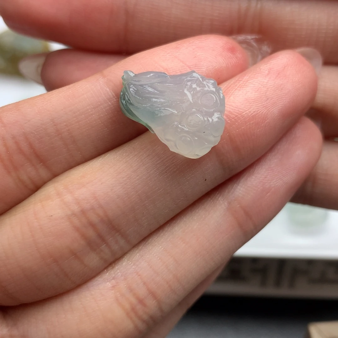 定制翡翠未镶嵌毛货