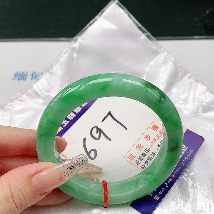 未镶嵌手镯翡翠翡翠手镯