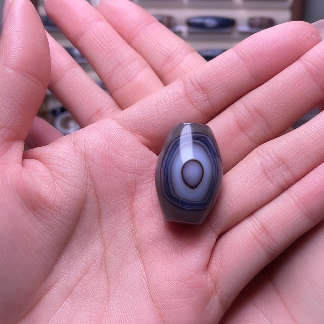 上***）玛瑙/玉髓未镶嵌颈饰