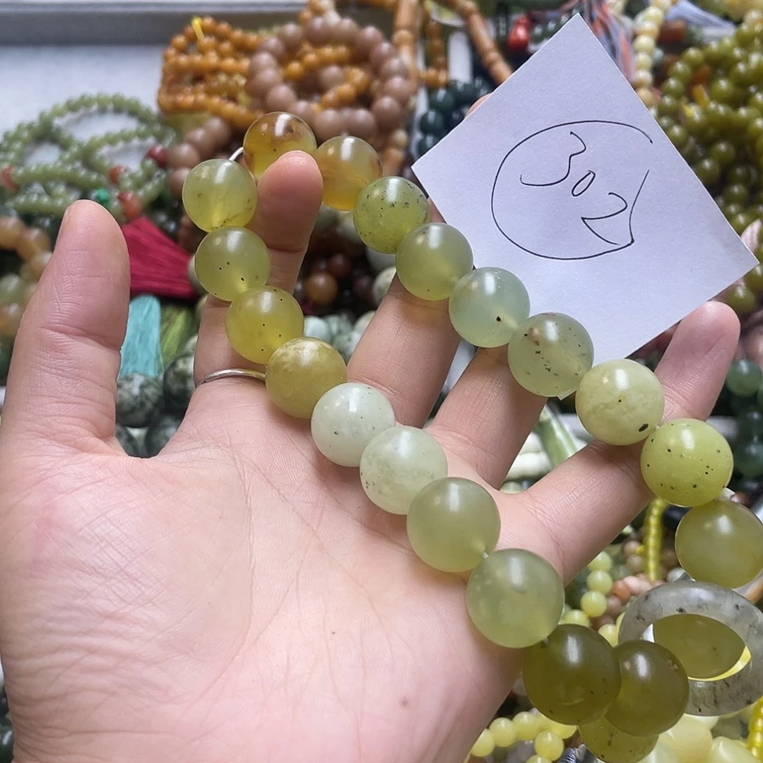 未镶嵌蛇纹石玉手链