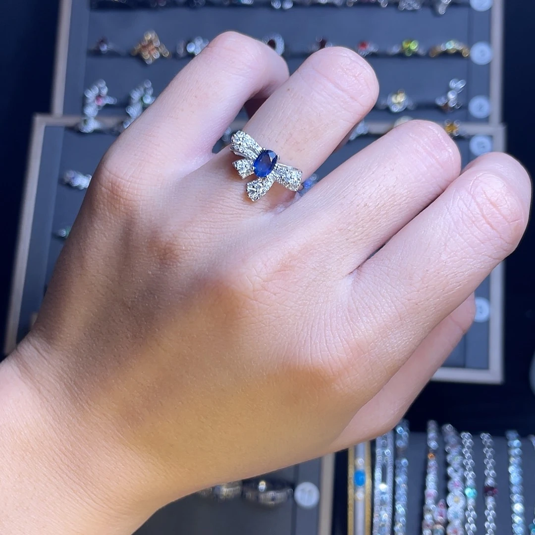 蓝宝石银S925镶嵌戒指