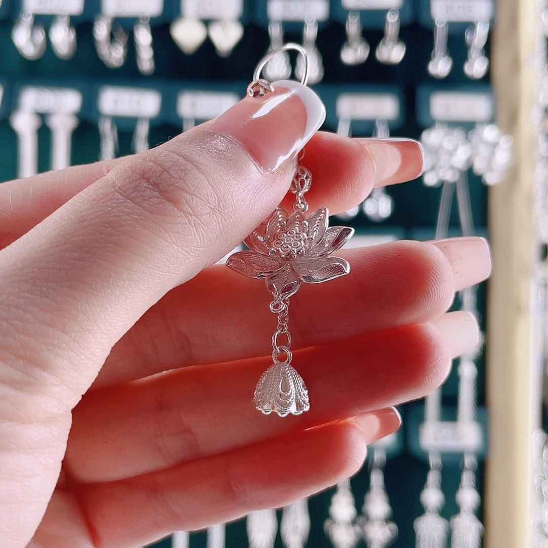 足银佰利银饰足银莲花耳环