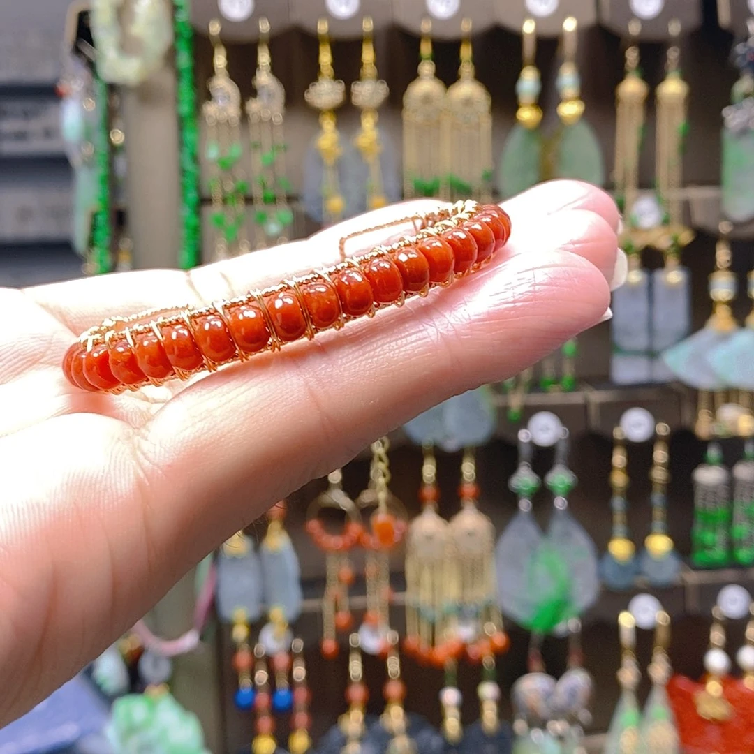 未镶嵌翡翠耳饰翡翠