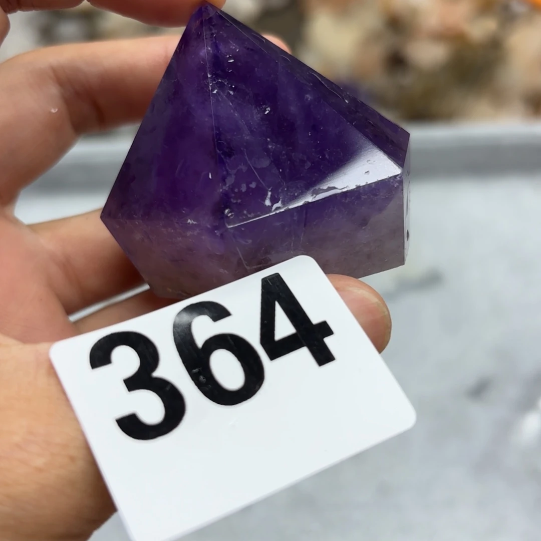 未镶嵌水晶大型摆件（非配饰）