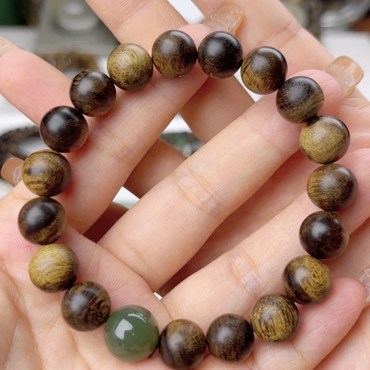 沉香手串越南芽庄老白棋玉化古董窖藏留疤老料