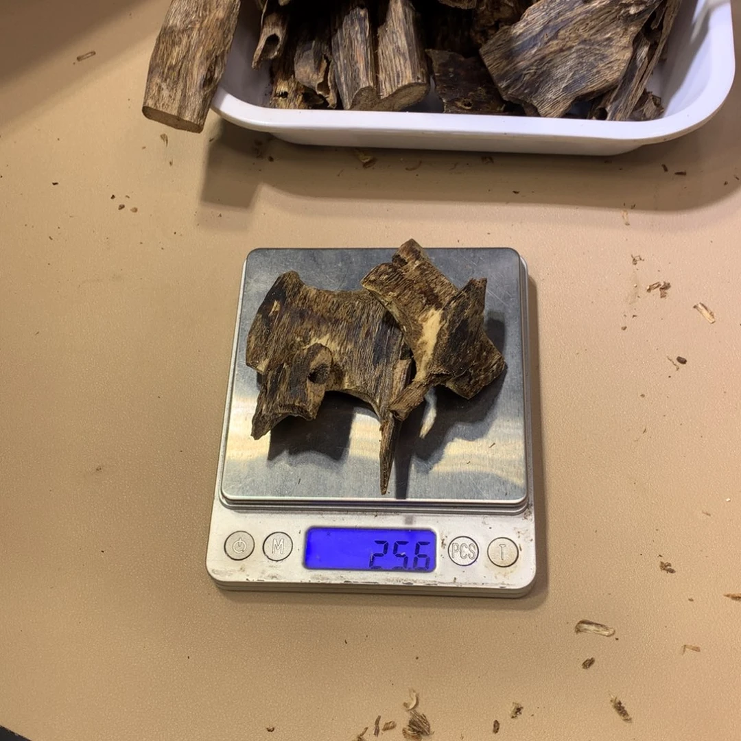 沉香沉香碎屑奇楠沉香熏香虎斑紫棋虫漏25.6克