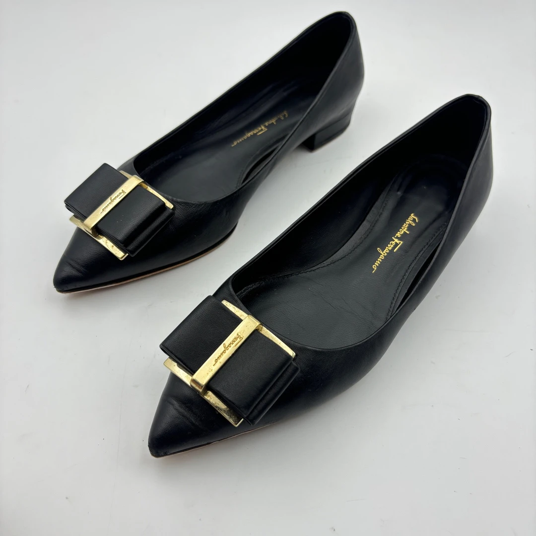 95新 FERRAGAMO/菲拉格慕 36.5码（6d）/菲拉格慕尖头平底鞋/无盒/