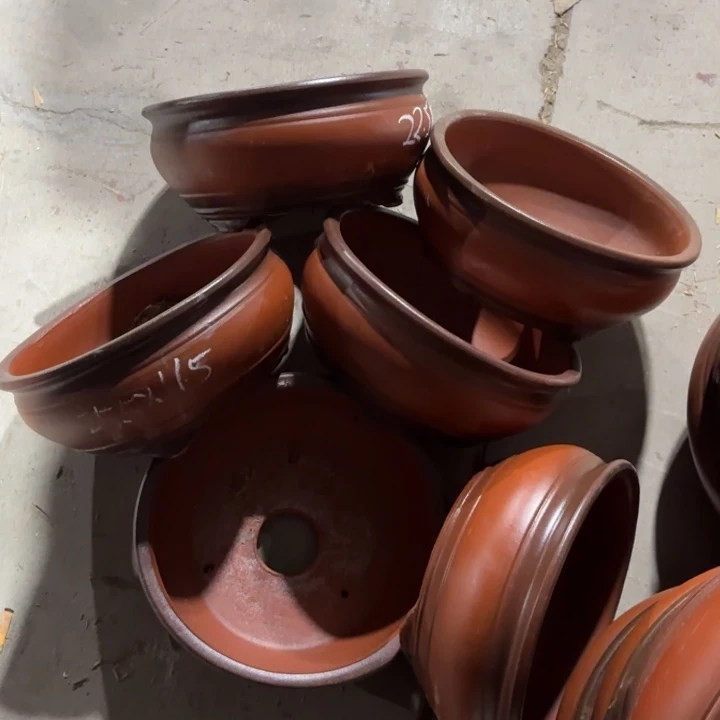 紫砂花盆100-6。     聚宝盆