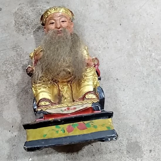 碧***天黄色的装饰品摆件