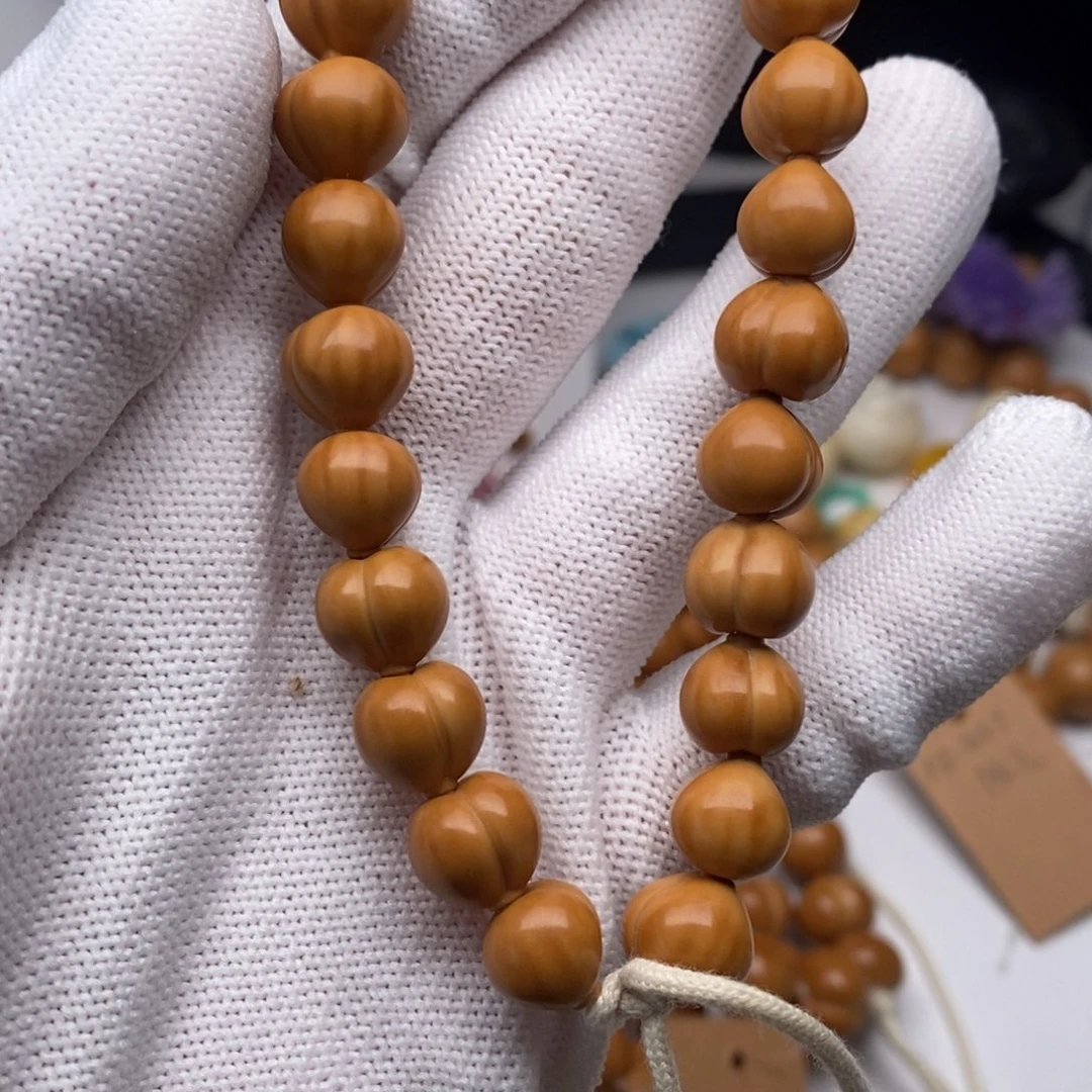 吊坠猴头核桃屁桃