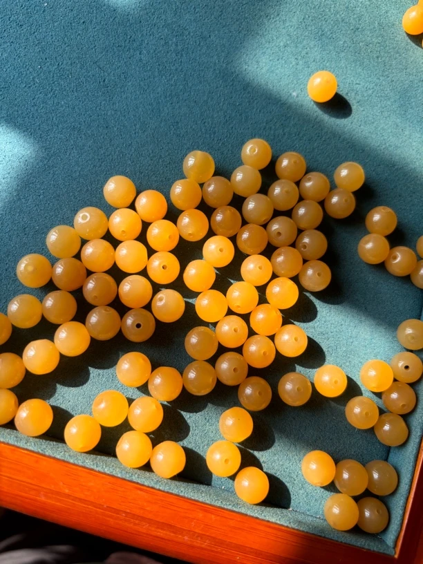 缅黄黄玉卡10mm圆珠文玩配饰百搭配饰腰珠顶珠拍一发一