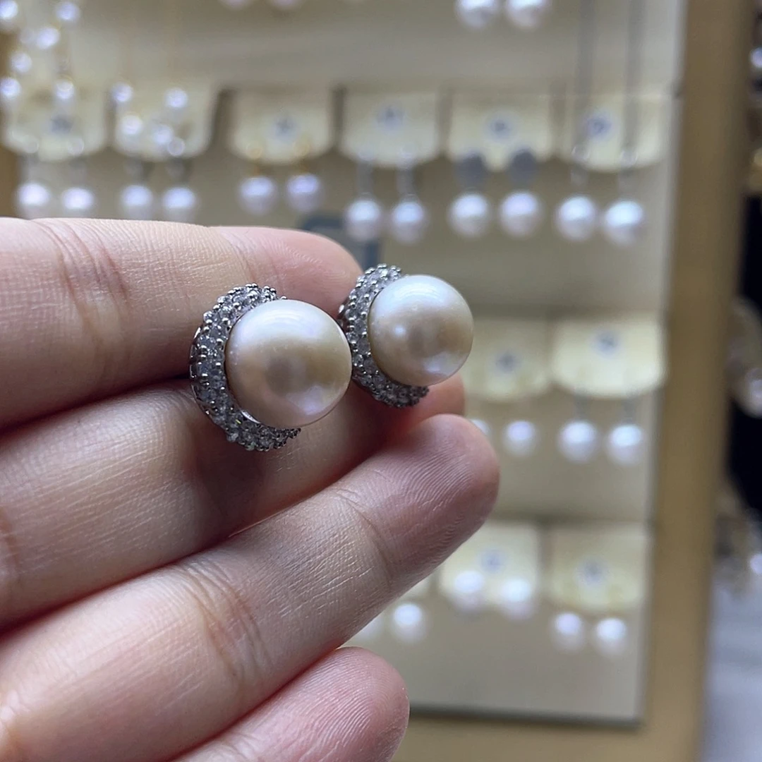银S925镶嵌淡水珍珠耳饰