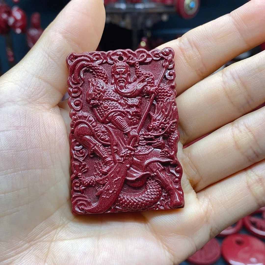 天然辰砂大号站关公吊坠